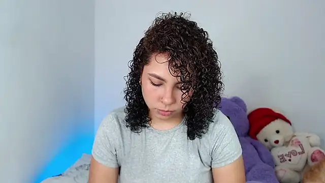 ViolettaMiller  online show from February 2, 1:10 pm