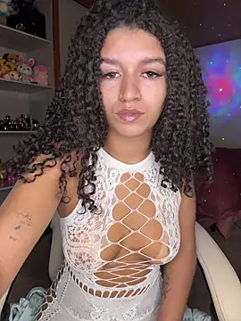 larajuli online show from July 26, 6:37 pm