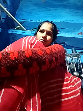 Snapshot of Jooli_xx chatting on November 26, 1:05 am Jooli xx online show from November 26, 1:05 am