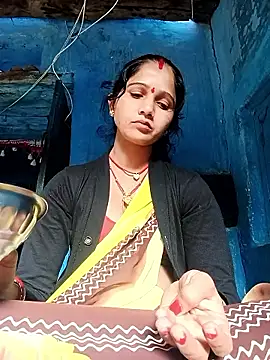 Jooli xx online show from March 5, 2:30 am