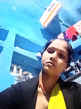 Jooli xx online show from March 1, 1:49 am