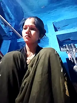 Snapshot of Jooli_xx chatting on December 4, 12:20 am Jooli xx online show from December 4, 12:20 am