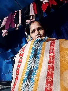 Snapshot of Jooli_xx chatting on November 4, 4:22 pm Jooli xx online show from November 4, 4:22 pm