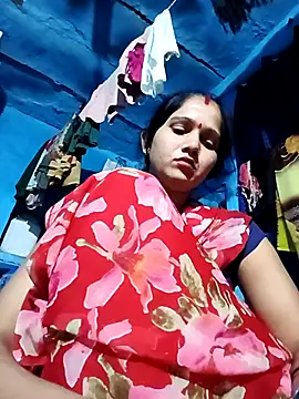 Jooli xx online show from April 28, 3:27 pm