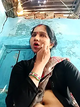 Jooli xx online show from April 14, 6:07 am