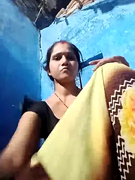 Jooli xx online show from March 31, 1:13 pm