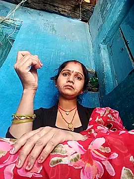 Jooli xx online show from March 26, 4:00 am