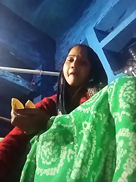 Snapshot of Jooli_xx chatting on October 29, 3:16 am Jooli xx online show from October 29, 3:16 am