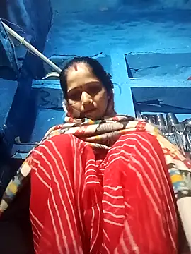 Snapshot of Jooli_xx chatting on November 22, 12:48 pm Jooli xx online show from November 22, 12:48 pm