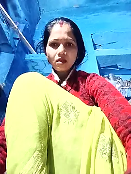 Snapshot of Jooli_xx chatting on December 2, 1:06 am Jooli xx online show from December 2, 1:06 am