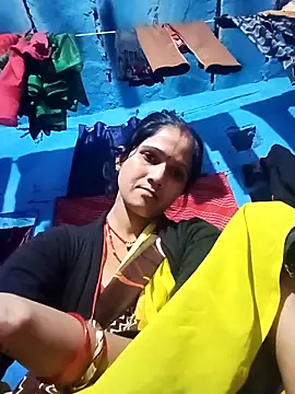 Jooli xx online show from March 1, 2:50 pm