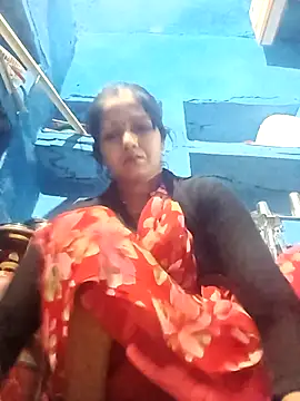 Jooli xx online show from April 4, 1:01 am