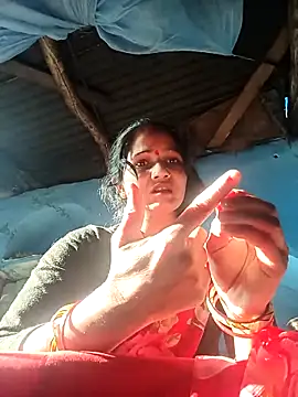 Jooli xx online show from March 19, 2:44 am