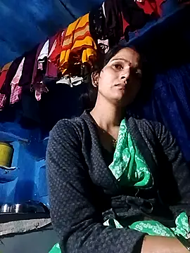 Snapshot of Jooli_xx chatting on November 2, 2:33 pm Jooli xx online show from November 2, 2:33 pm