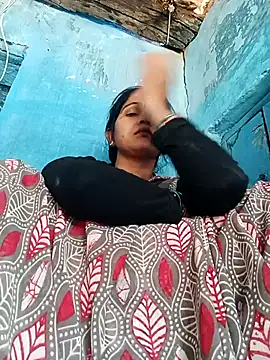 Jooli xx online show from April 13, 3:43 am