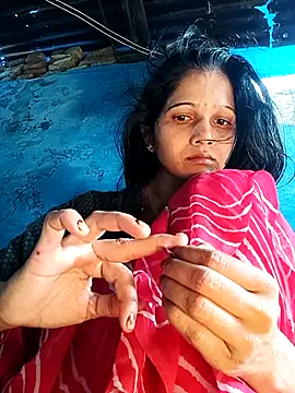 Snapshot of Jooli_xx chatting on November 13, 5:00 am Jooli xx online show from November 13, 5:00 am