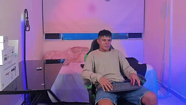 Jack castell online show from January 6, 11:09 pm