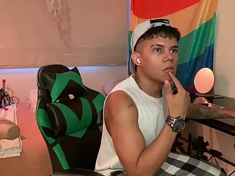 Jack castell online show from February 9, 11:14 pm