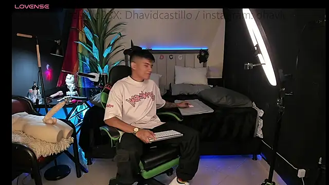 Snapshot of Jack_castell chatting on May 9, 11:02 am Jack castell online show from May 9, 11:02 am