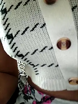 Snapshot of dollyjaan11 chatting on September 28, 3:46 am dollyjaan11 online show from September 28, 3:46 am