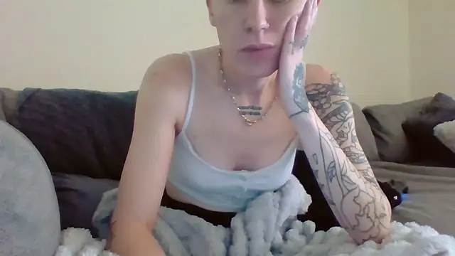 Snapshot of liltiddygoffwaifu chatting on November 20, 5:41 am liltiddygoffwaifu online show from November 20, 5:41 am