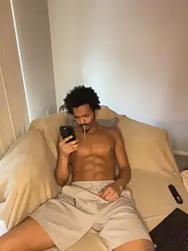 TRILLAHUNG online show from January 13, 6:23 pm