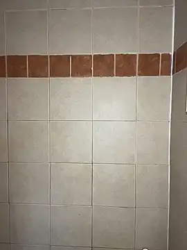 TRILLAHUNG online show from November 18, 6:55 pm