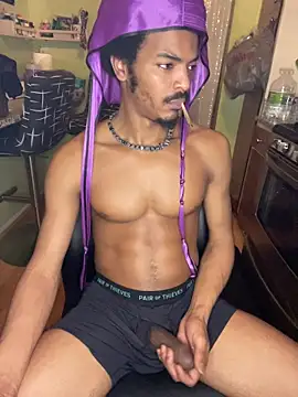 TRILLAHUNG online show from March 10, 4:38 am