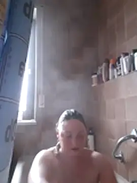 LiluLiluLilu online show from December 1, 8:04 am