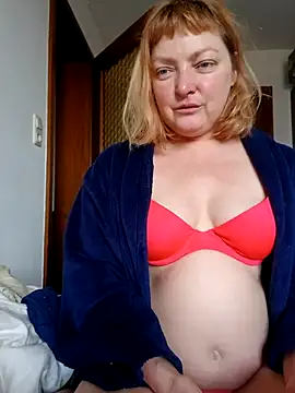 LiluLiluLilu online show from February 26, 10:37 am