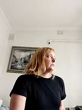 LiluLiluLilu online show from September 12, 6:13 am