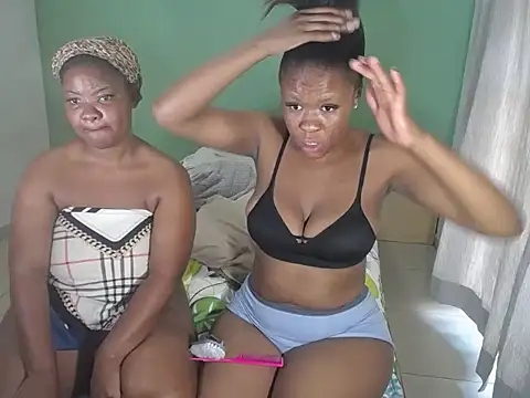 BendMeOverXX online show from April 5, 10:22 am