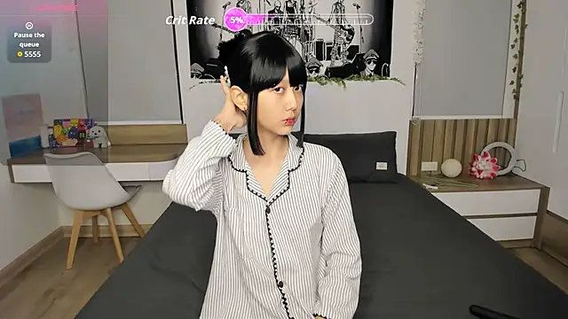 gabby little online show from December 4, 6:07 pm