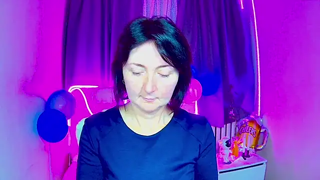 Snapshot of VivianGuchih chatting on September 27, 6:19 am VivianGuchih online show from September 27, 6:19 am