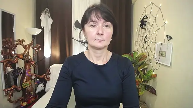 Snapshot of VivianGuchih chatting on October 12, 6:26 am VivianGuchih online show from October 12, 6:26 am