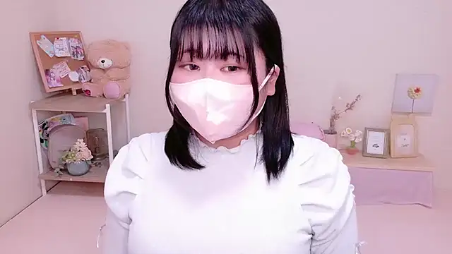 Snapshot of NANAMInn_ chatting on December 18, 11:03 am NANAMInn online show from December 18, 11:03 am