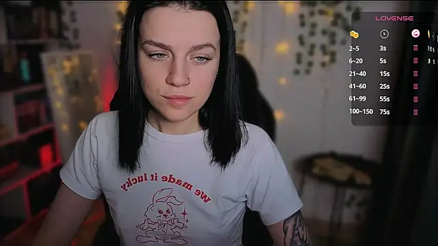Snapshot of raspberry__girl_ chatting on October 4, 6:53 pm raspberry girl online show from October 4, 6:53 pm