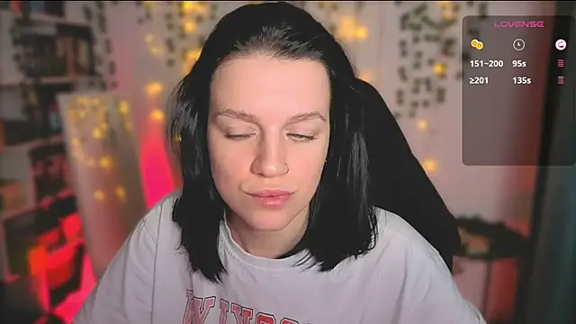 Snapshot of raspberry__girl_ chatting on October 10, 9:04 pm raspberry girl online show from October 10, 9:04 pm
