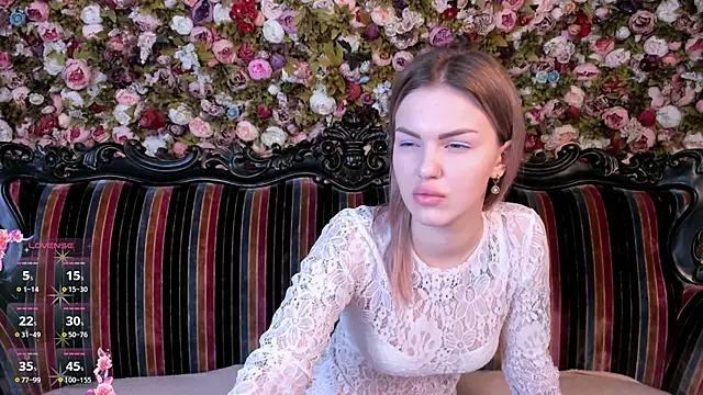 NaomiSol online show from November 27, 7:14 pm