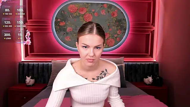 NaomiSol online show from October 3, 7:37 pm