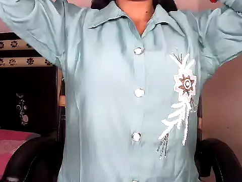 Snapshot of Lalita_thakur chatting on September 21, 3:39 pm Lalita thakur online show from September 21, 3:39 pm