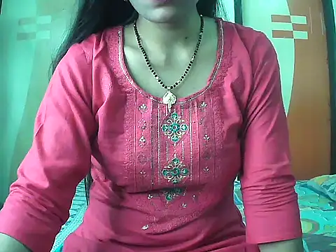 Snapshot of Lalita_thakur chatting on November 16, 4:01 pm Lalita thakur online show from November 16, 4:01 pm