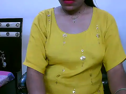 Snapshot of Lalita_thakur chatting on September 10, 5:45 pm Lalita thakur online show from September 10, 5:45 pm