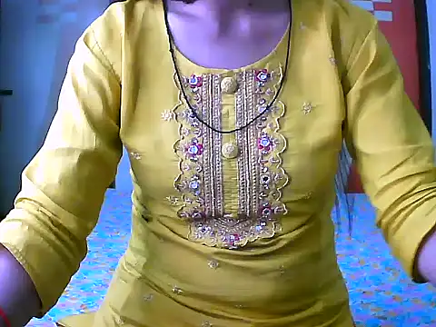 Snapshot of Lalita_thakur chatting on December 15, 4:13 pm Lalita thakur online show from December 15, 4:13 pm