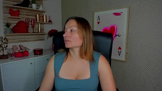 angelaSamt online show from July 9, 5:52 am