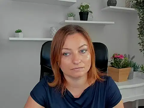 Snapshot of angelaSamt chatting on September 11, 12:27 pm angelaSamt online show from September 11, 12:27 pm
