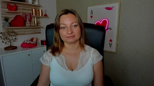 angelaSamt online show from June 24, 5:28 am