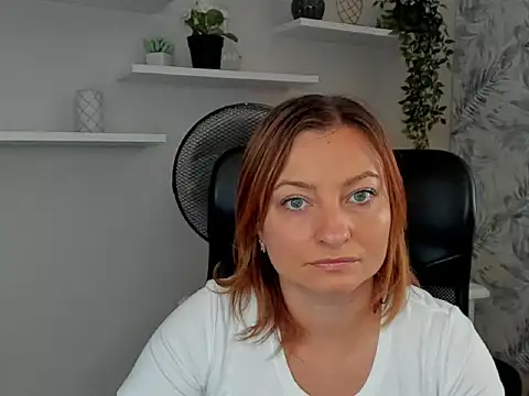 Snapshot of angelaSamt chatting on September 12, 12:38 pm angelaSamt online show from September 12, 12:38 pm