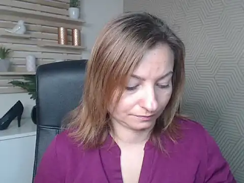 Snapshot of angelaSamt chatting on September 30, 5:35 am angelaSamt online show from September 30, 5:35 am