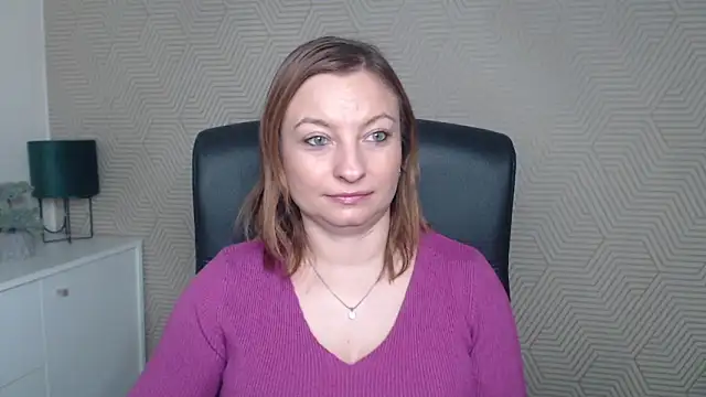 angelaSamt online show from November 18, 6:39 am